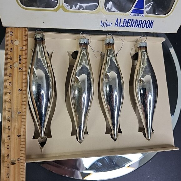 Vintage Glass Christmas Ornaments Teardrop Silver Oblong With Box Made In USA - Picture 3 of 10